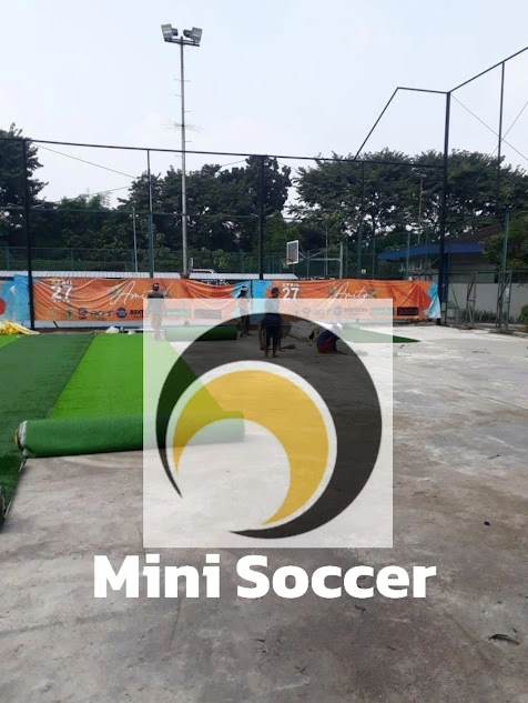 Proyek Pembuatan Jasa Lapangan Mini Soccer Dengan Rumput Sintetis Oleh PT Artha