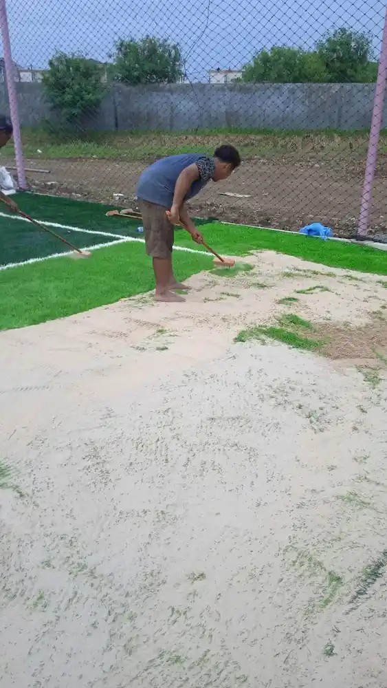 Jasa pembuatan lapangan mini soccer Bogor dengan rumput sintetis berkualitas
